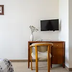Bor Oda ve Kahvaltı