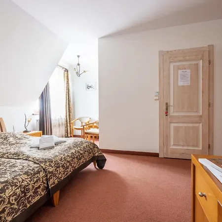 Bor Bed & Breakfast *