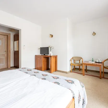 Bed & Breakfast Bor 3*