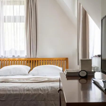 Bor Bed & Breakfast *