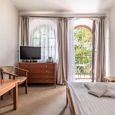 Bor Bed & Breakfast *