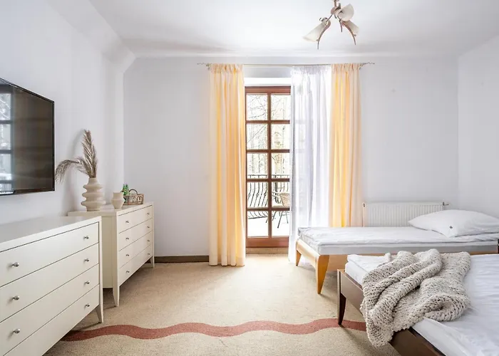 Bor Bed & Breakfast 3*