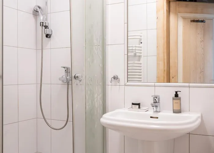 Bor Bed & Breakfast 3*